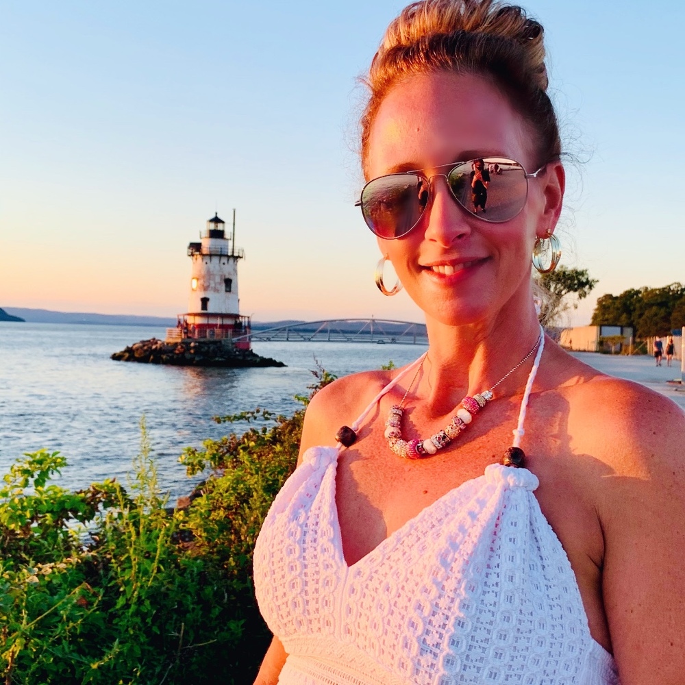 Meet your Posher, Marisa